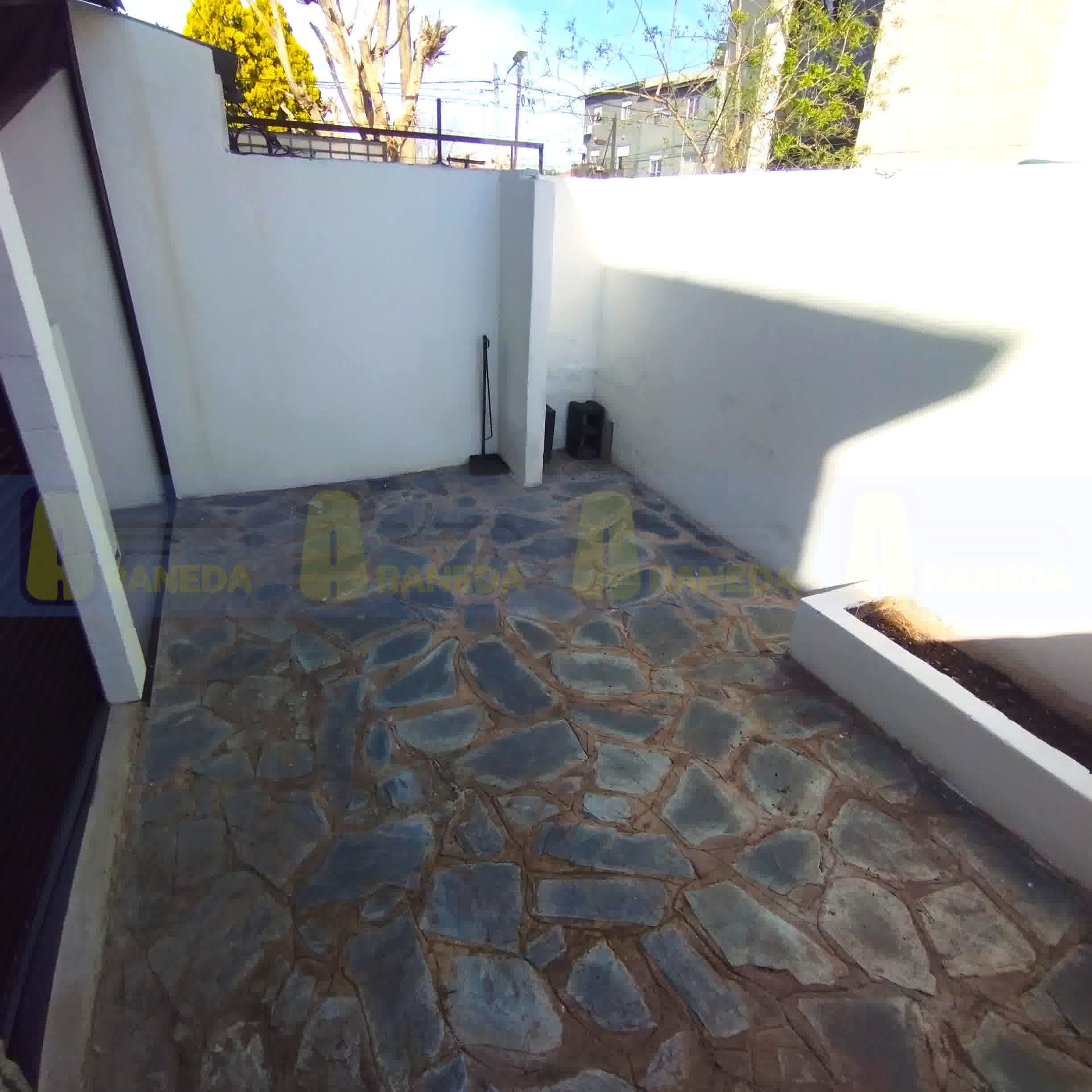 Araneda Bienes Raíces - Inmobiliaria